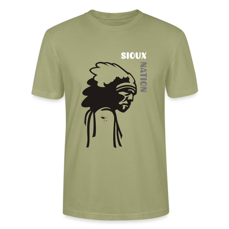 Lade das Bild in Galerie -Viewer, Stanley/Stella Unisex T-Shirt CRAFTER SIOUX NATION - Nebelgrün
