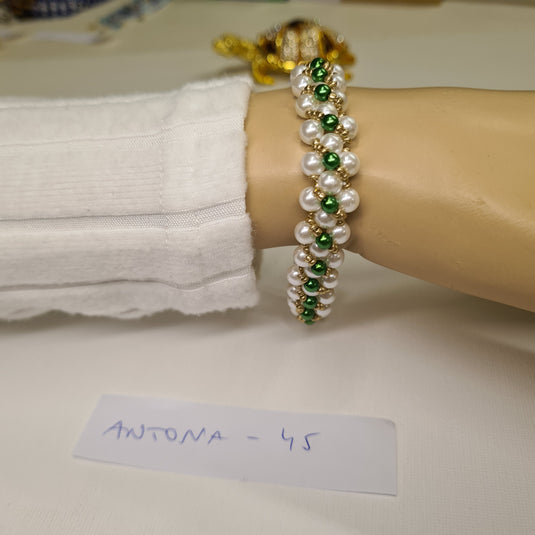 Mirrela Pearls Armband ANTONA A01