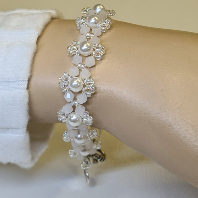 Mirrela Pearls Armband KREBRAYA 01