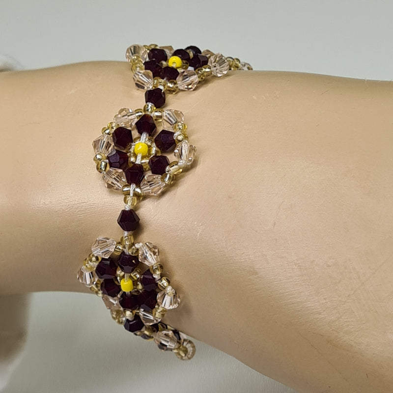 Lade das Bild in Galerie -Viewer, Mirrela Pearls Armband MARSIA LADY IN BORDEAUX
