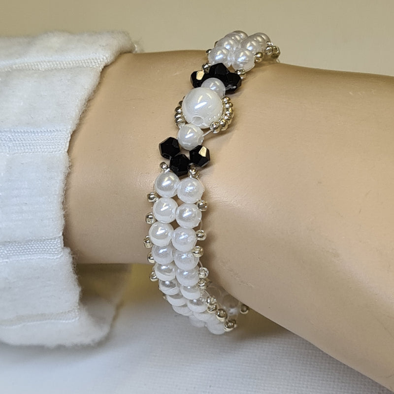 Lade das Bild in Galerie -Viewer, Mirrela Pearls Armband TEAROHA BLACK
