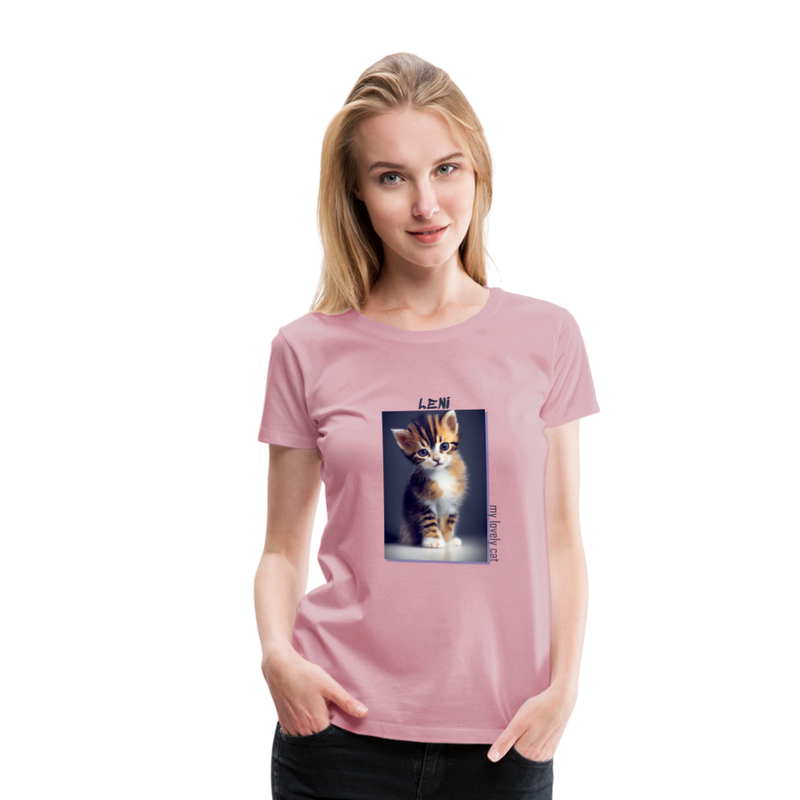 Lade das Bild in Galerie -Viewer, Frauen Premium T-Shirt Kätzchen LENI Lovely Cat - Hellrosa
