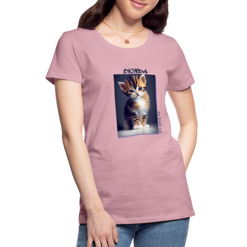 Lade das Bild in Galerie -Viewer, Frauen Premium T-Shirt Kätzchen Bionda Lovely Cat - Hellrosa
